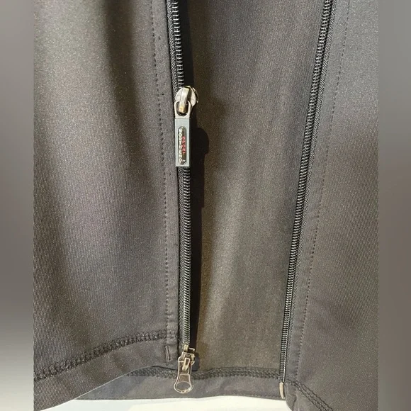 Black Jacket Size medium - Picture 4 of 7